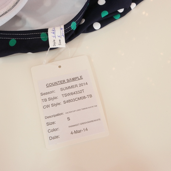 Tommy Bahama Halter Padded Tankini Top Shirred - Picture 6 of 7